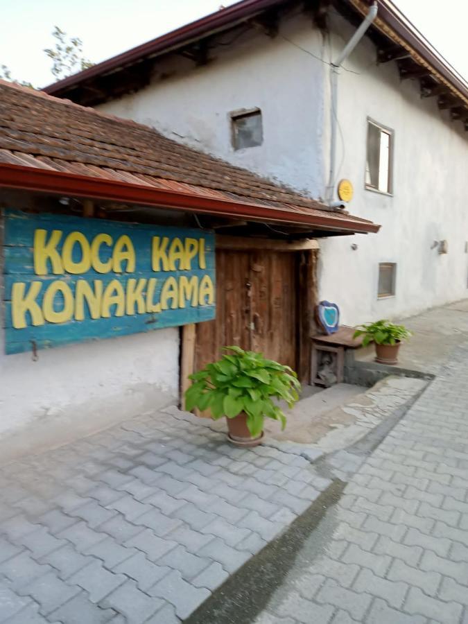 Salda Goelue Koca Kapi Konaklama Yesilova  Kültér fotó