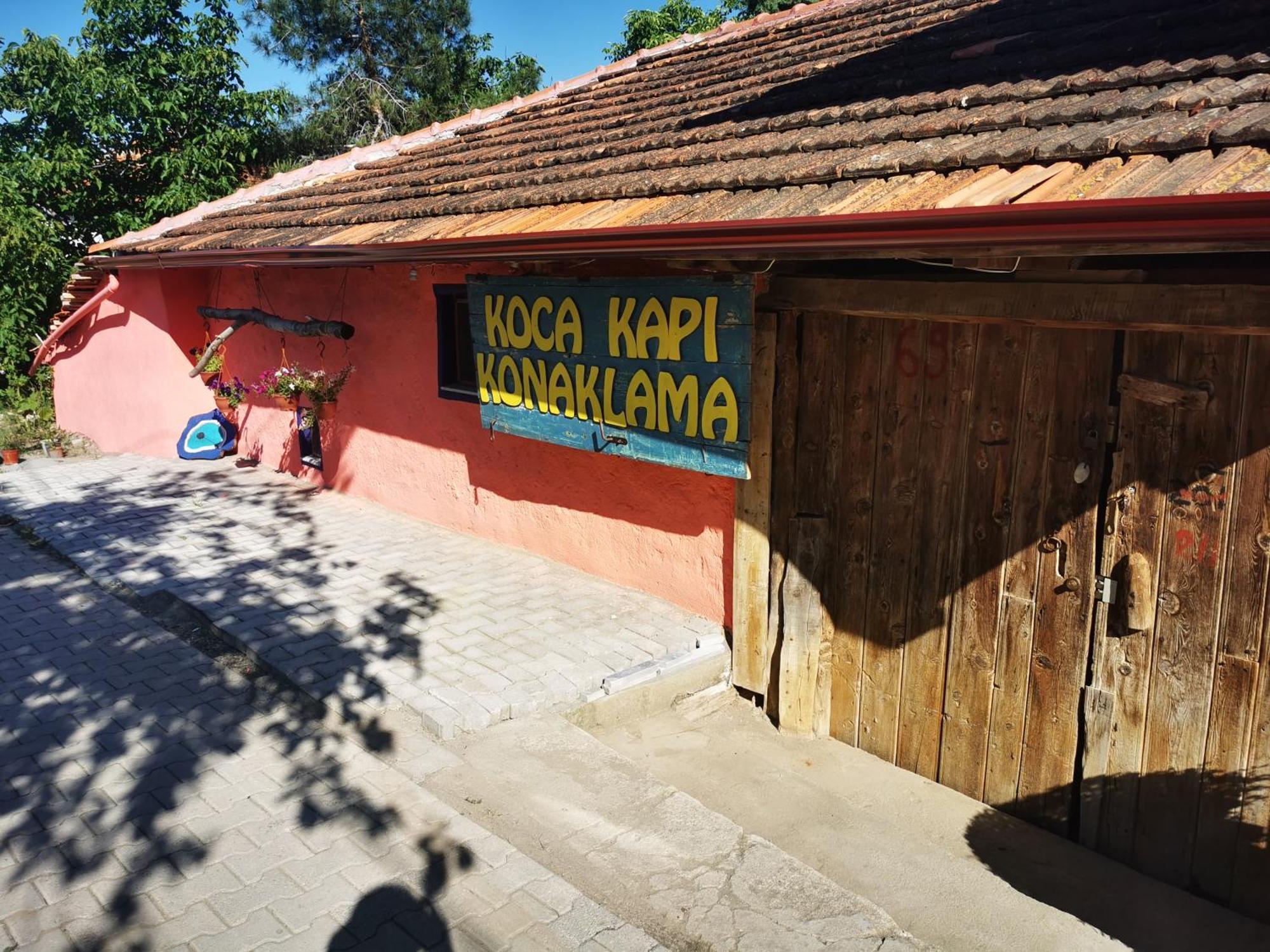 Salda Goelue Koca Kapi Konaklama Yesilova  Kültér fotó